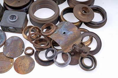 Lot 217 - A selection of lamp parts