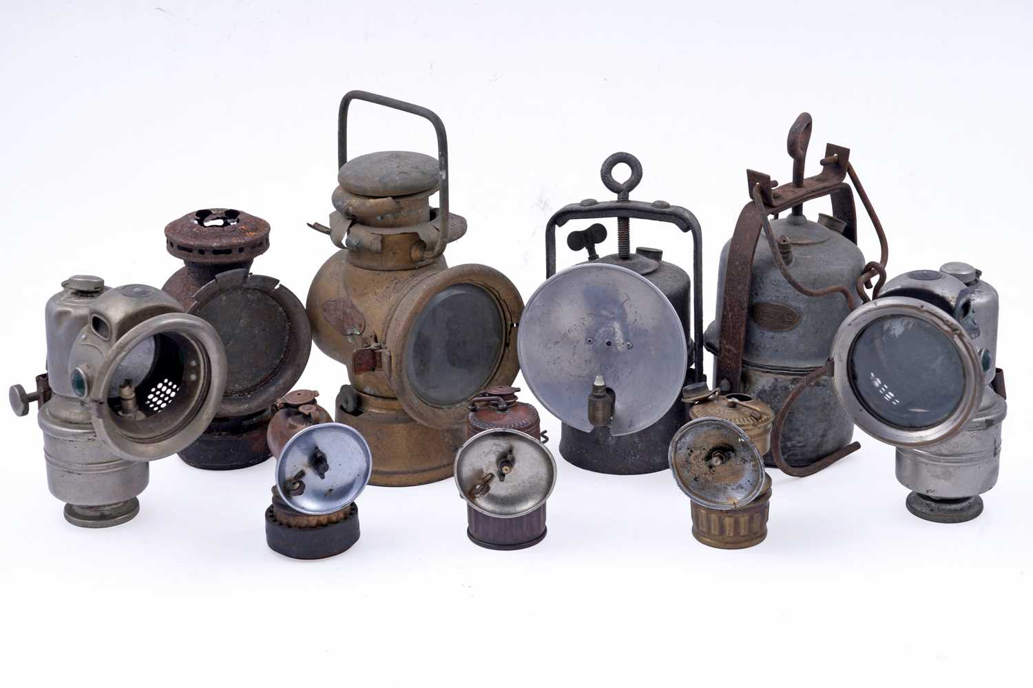 Lot 236 - A large collection of various carbide lamps