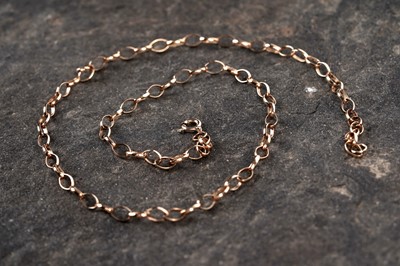 Lot 45 - A gold belcher-link necklace