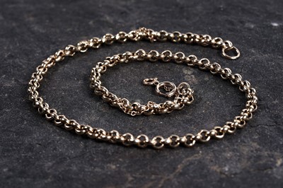 Lot 36 - A gold belcher-link necklace