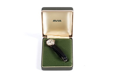 Lot 119 - A 1970s lady's 9ct gold cased Avia wristwatch