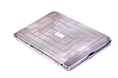 Lot 130 - A 1930s American The Napier Co. Art Deco cigarette case