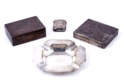 Lot 167 - Art Deco and other silver items, including an ashtray and vesta case