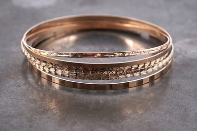 Lot 8 - A selection of gold bangles
