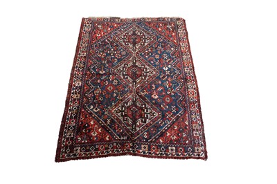Lot 134 - A late 19th or early 20th Century hand-knotted naturally dyed Shiraz rug