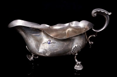 Lot 164 - A George VI silver sauce boat with a Second World War RAF presentation inscription