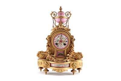 Lot 155 - Japy Freres: a late 19th Century gilt metal 8-day mantel clock