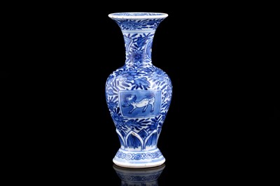 Lot 316 - A small Chinese vase