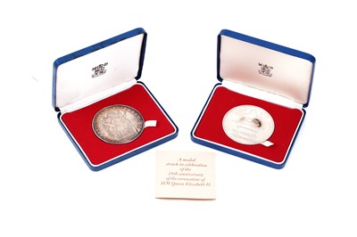 Lot 68 - Royal Mint silver medallions