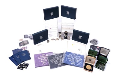 Lot 71 - Royal Mint Proof Coins Collection sets and other coins