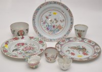 Lot 139 - Chinese Famille Rose beaker cup, finely...