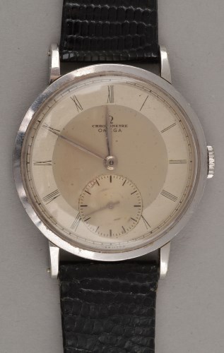 Lot 821 - Omega: a mid 20th Century gentleman's...
