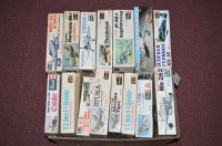 Lot 269 - Revel model constructor kits, to include: H...