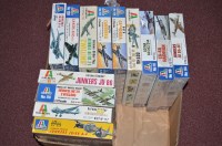 Lot 277 - Italeri model constructor kits: 1:72 scale, to...