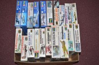 Lot 279 - Revel model constructor kits Aircraft, to...