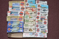 Lot 293 - Airfix model constructor kits, series 3, to...