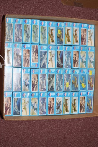 Lot 332 - Novo model constructor kits, 1:72 scale,...