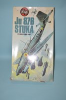 Lot 392 - Airfix model constructor kit, series 18, 1:24...