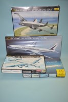 Lot 449 - Heller model constructor kits, to...