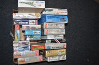 Lot 516 - Model constructor kits, by: Hobbycraft,...